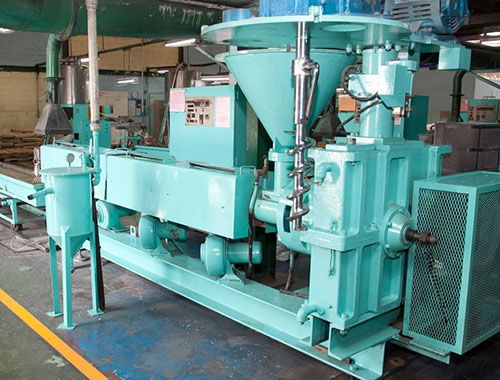 家庭防蚊虫用品全解析 从传统蚊香到现代电蚊香液